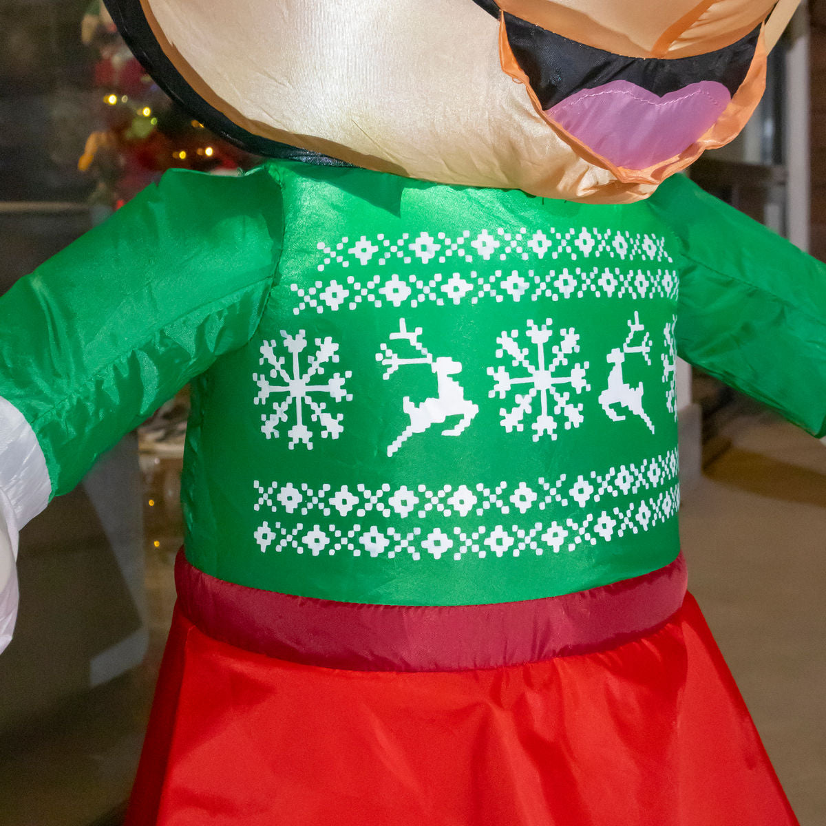 🎀🐭 Minnie Mouse Inflable Navideña con Luz – 1.07 m x 0.69 m x 0.45 m 🎁🎄