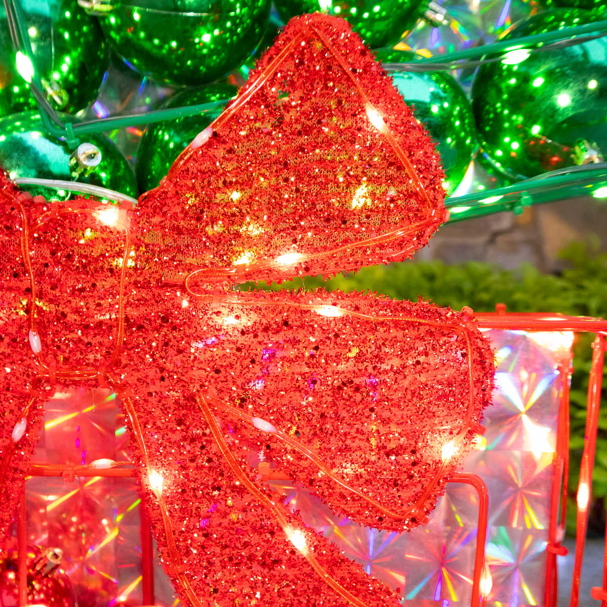 🎁🌟 Set de Regalos Navideños Iluminados – 1.42 m x 0.51 m x 0.09 m 🎄✨