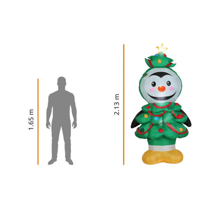 🐧🎅 Pingüino Disfrazado Pinito Inflable Navideño con Luz – 2.13 m x 1.40 m x 0.80 m 🎁🎄