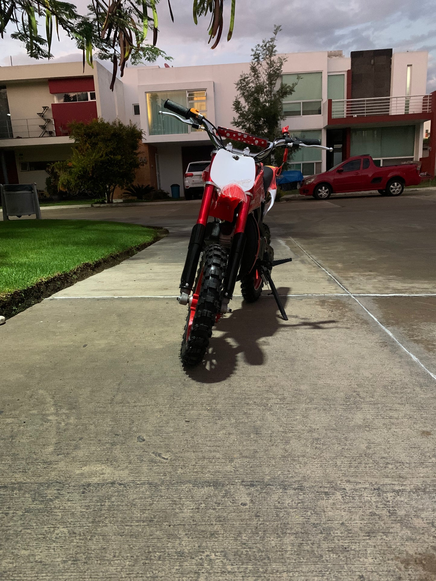 Mini Cross 50cc Basic – Moto Infantil a Gasolina 2T Ideal para Principiantes